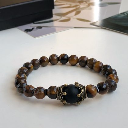 "Majesty" Tiger eye mens bracelet bronze holder Black Onyx bead