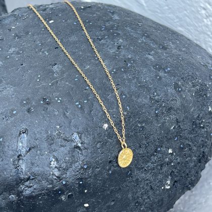 Simple gold coin necklace
