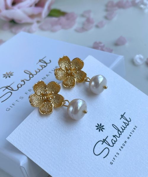 Luxury Gold Flower Pearl earrings