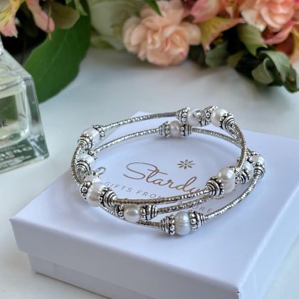 French Chic White pearl bangle bracelet