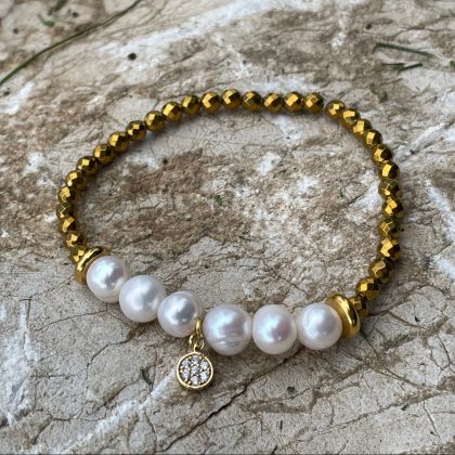 Luxury White Pearl bracelet with Gold hematite and zircon charm