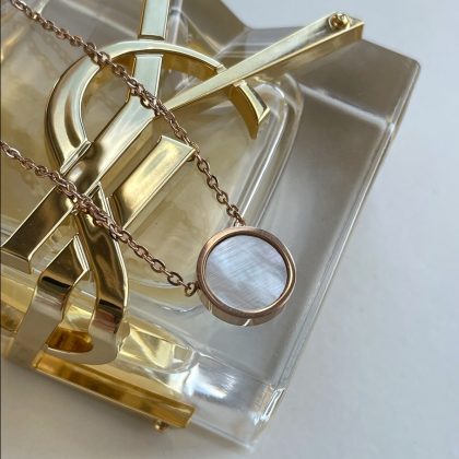 "Delicate" - White coin Shell pendant, rose gold necklace, small mother-of-pearl pendant, white coin pendant