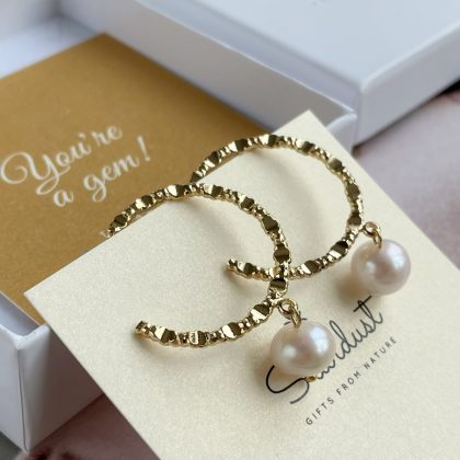 Large hoop earrings pearls