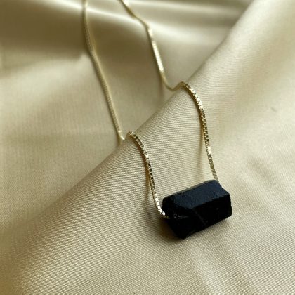 Tender gold chain shungite necklace