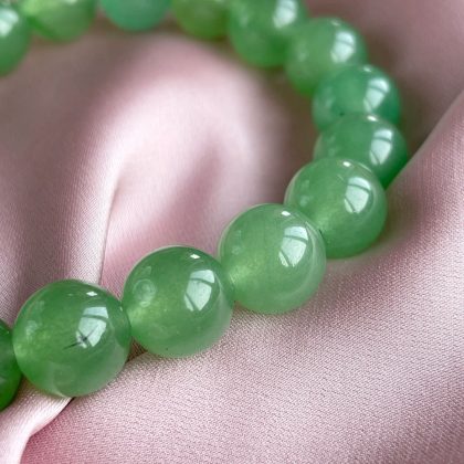 Balance gemstone - Light Green Aventurine beaded bracelet for women, natural green bracelet for her, luxury gift