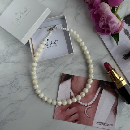 Luxury White shell necklace for woman