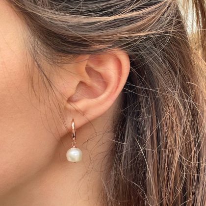 "Simplicity" - Clean design Pearl Earrings, bridal rose gold earrings, wedding party gift