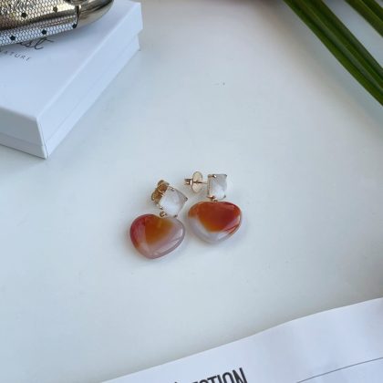 Heart Carnelian earrings with white crystals