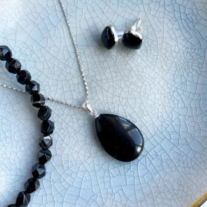Small drop Obsidian necklace