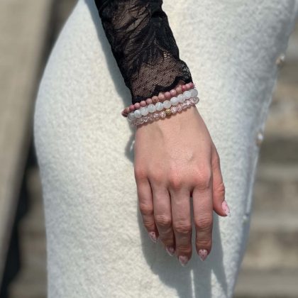 Natural stone bracelet for women