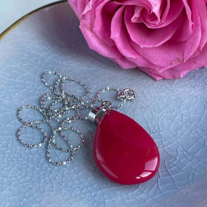 "Warm heart" stone - Bright Pink Agate drop pendant, magenta pink drop necklace, healing jewelry