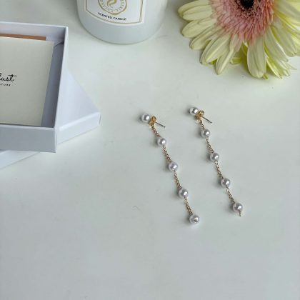 Elegant Long pearl earrings