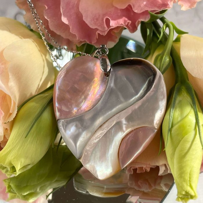 "Nature vibes" - Pink Abalone Shell heart pendant, big mother-of-pearl pendant, bridal jewelry, Healing chakra jewelry