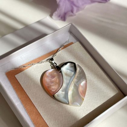 "Nature vibes" - Pink Abalone Shell heart pendant, big mother-of-pearl pendant, bridal jewelry, Healing chakra jewelry