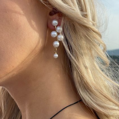 Bridal dangle pearl earrings