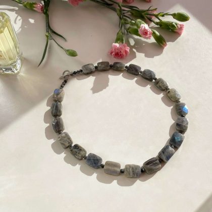 Luxury labradorite necklace for woman