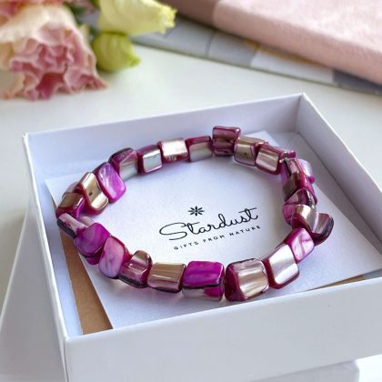 Vibrant Pink Mother of pearl bracelet, natural beaded pink shell chip bracelet, premium gift for girl