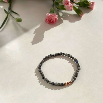 Simple beaded labradorite bracelet