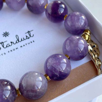 Genuine Amethyst beaded bracelet with Gold feather charm, luxury Gift for her, birthday gift for girlfriend