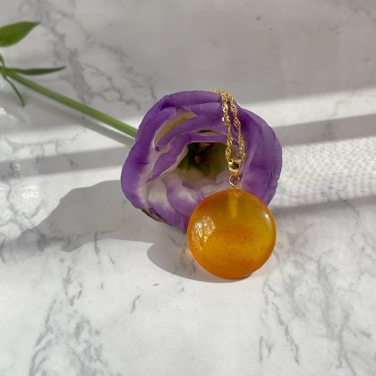 Natural Flat round Carnelian pendant gold wave chain