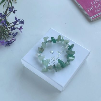 Tumbled aventurine bracelet, gift for women, boho jewelry, simple green bracelet, teacher's gift, meditation bracelet