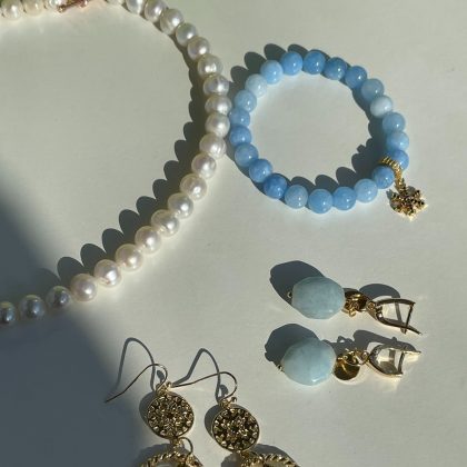 "Calm" Blue agate bracelet with gold Snowflake charm, unique handmade gift for girl