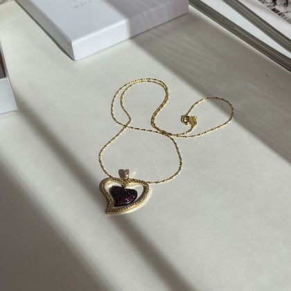 Luxury gift for woman Zircon Heart pendant gold