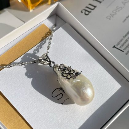 Natural pearl Gift for woman Baroque Pearl pendant