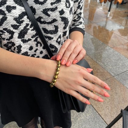 Bling-bling gold beaded bracelet