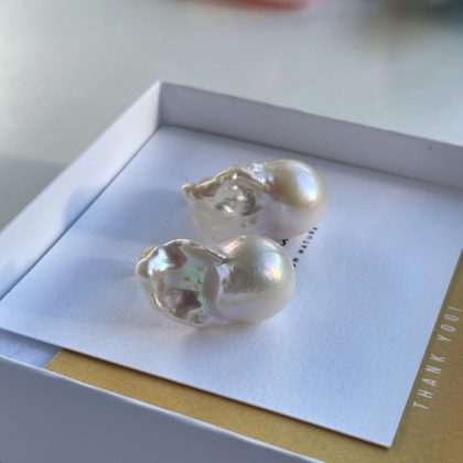 French chic style Baqroque pearl earrings
