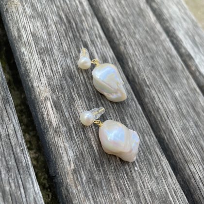 Baroque pearl earrings large