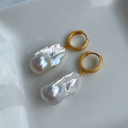 Gold hoop baroque pearl earrings for her