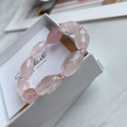 Faced rose quartz bracelet
