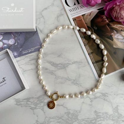 White Pearl choker with gold coin